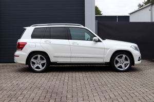 NF Automotive Mercedes-Benz-GLK220CDI-2SJB42-034.JPG