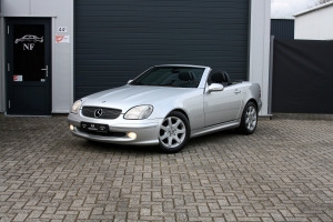 NF Automotive Mercedes-Benz-SLK200-R170-2000-001.JPG