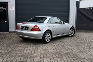 NF Automotive Mercedes-Benz-SLK200-R170-2000-072.JPG