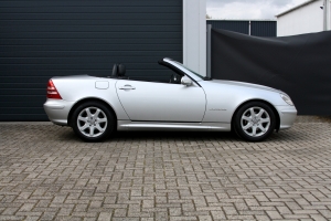 NF Automotive Mercedes-Benz-SLK200-R170-2000-090.JPG