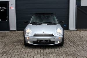 NF Automotive Mini-Cooper-R53-2005-061.JPG