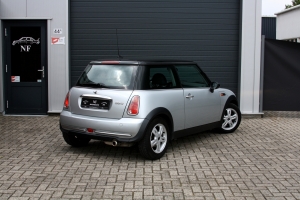 NF Automotive Mini-Cooper-R53-2005-074.JPG