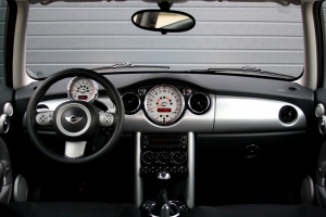 NF Automotive Mini-Cooper-R53-2005-081.JPG