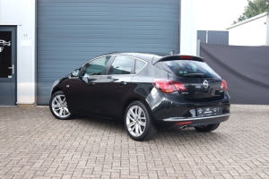 NF Automotive Opel-Astra-14T-2015-GS551F-004.JPG