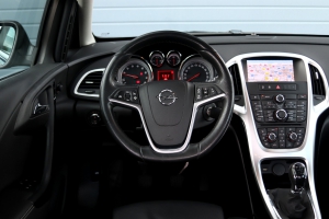 NF Automotive Opel-Astra-14T-2015-GS551F-008.JPG