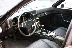 NF Automotive Porsche-944-1983-027.JPG