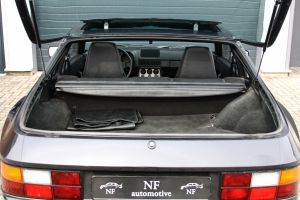 NF Automotive Porsche-944-1983-066.JPG