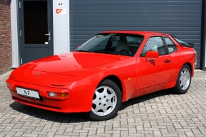 NF Automotive Porsche-944-2,7-047.JPG