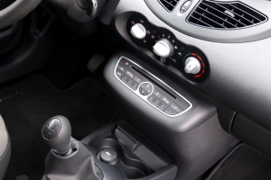 NF Automotive Renault-Twingo-00RBX7-018.JPG