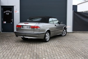 NF Automotive Saab-9-3-Cabriolet-Aero-2001-071.JPG