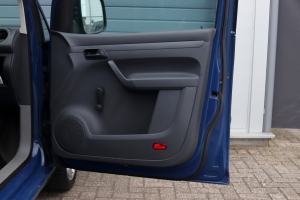 NF Automotive Volkswagen-Caddy-19TDI-2004-33BPRR-011.JPG