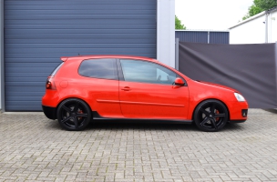 NF Automotive Volkswagen-Golf-V-GTI-2007-99XZNF-019.JPG