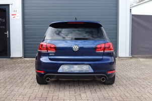 NF Automotive Volkswagen-Golf-VI-GTI-2011-14RJT4-019.JPG