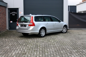 NF Automotive Volvo-V70-2.4D-2008-091.JPG